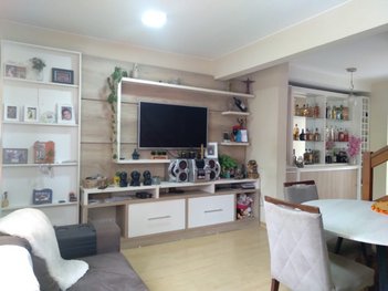 house em Avenida José Aloísio Filho, Humaitá - Porto Alegre - RS