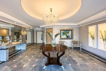 apartment em Praça Marechal Alberto Ferreira de Abreu, Batel - Curitiba - PR