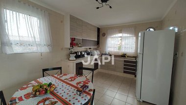 house em Avenida Brígido Marcassa, Jardim Pacaembu - Jundiaí - SP