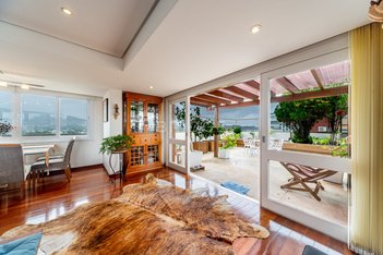 apartment em Rua Isidoro Tressi, Jardim Botânico - Porto Alegre - RS