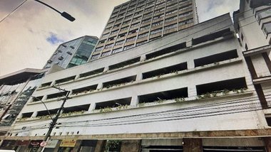 business em Rua Doutor Nelson de Sá Earp, Centro - Petrópolis - RJ