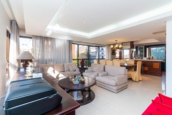 apartment em Rua Antônio Parreiras, Boa Vista - Porto Alegre - RS
