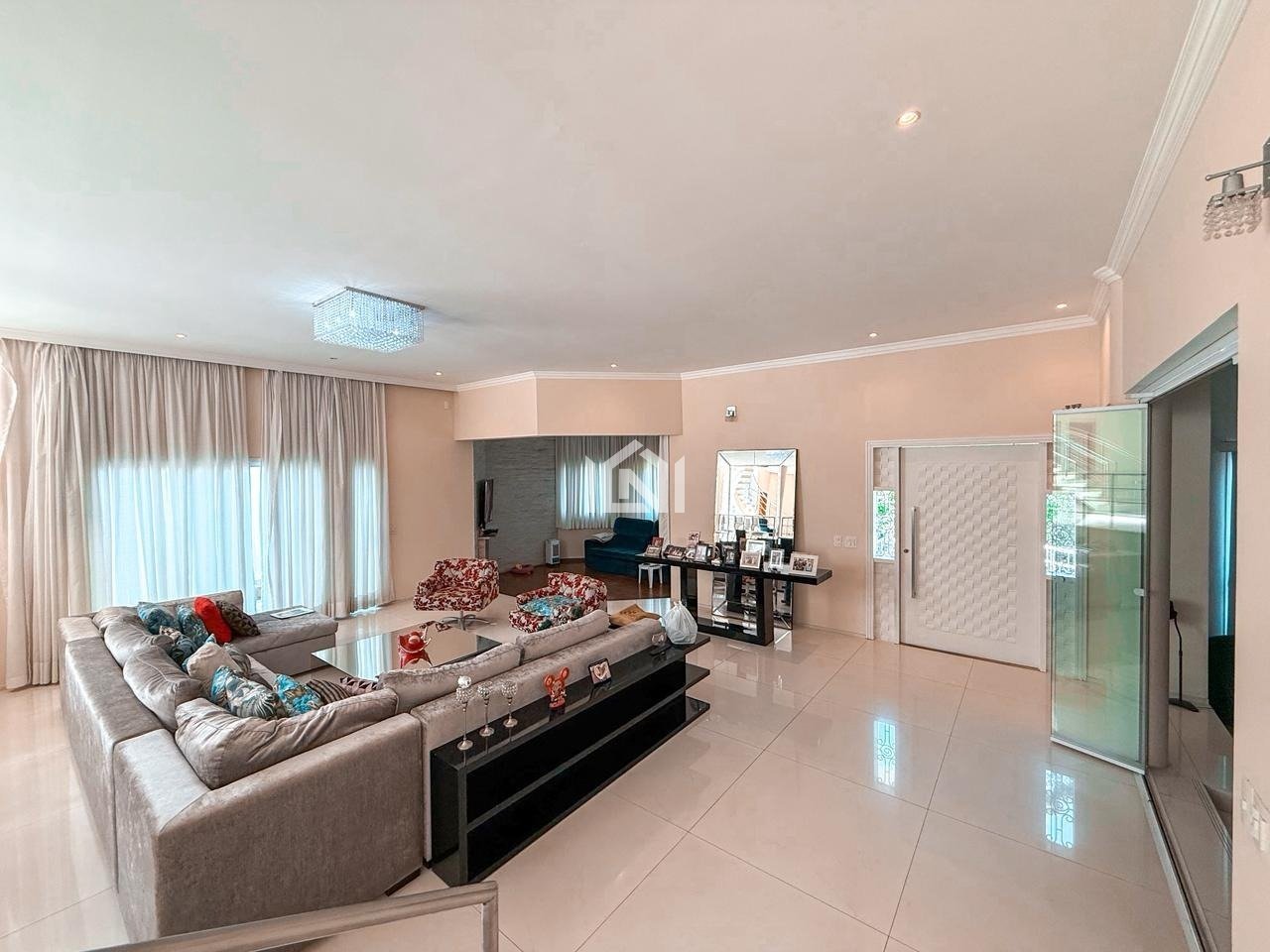 casa a venda no condominio parque das artes - sala de estar