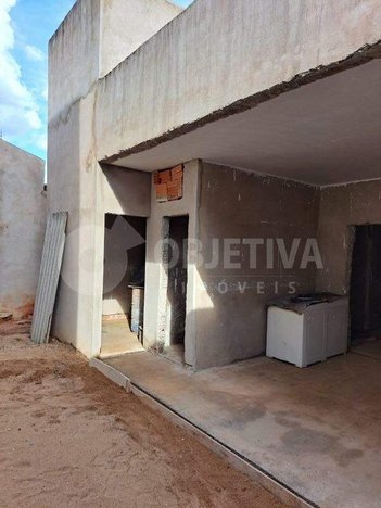 house em Alameda Antonio Cláudio Ricardo Souza, Jardim Holanda - Uberlândia - MG