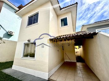 house em Rua Professor Carlos Cortez, Serra Grande - Niterói - RJ