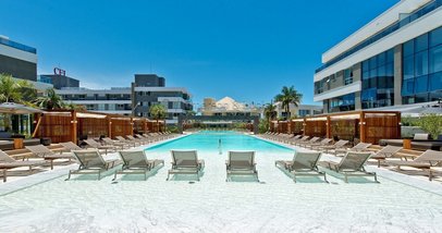 apartment em Avenida dos Búzios, Jurerê Internacional - Florianópolis - SC