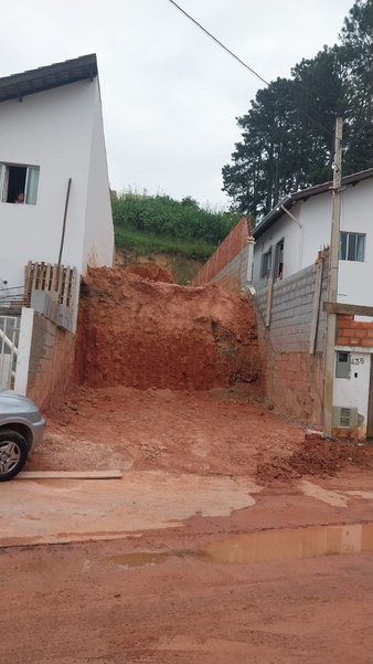 Cômodo Condomínio