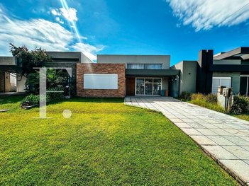 house em Avenida Diamante, Rainha do Mar - Xangri-Lá - RS