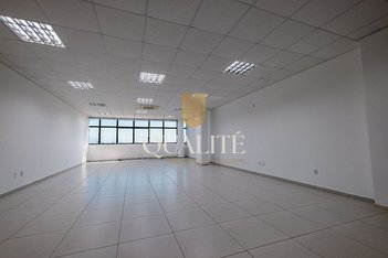 office em Avenida Luiz Boiteux Piazza, Cachoeira do Bom Jesus - Florianópolis - SC