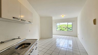 apartment em Rua Douglas Seabra Levier, Carvoeira - Florianópolis - SC