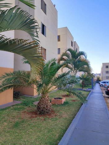 apartment em Rua Izolírio Corrêa de Oliveira, Perobinha - Londrina - PR