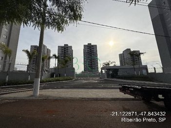 apartment em Rua Orlando Collucci, Parque das Oliveiras II - Ribeirão Preto - SP