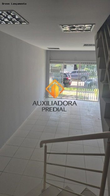 office em Rua Doutor Marcelino Nogueira, Centro - São José dos Pinhais - PR