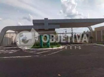 land_lot em Rua Professora Maria Célia Cence, Shopping Park - Uberlândia - MG