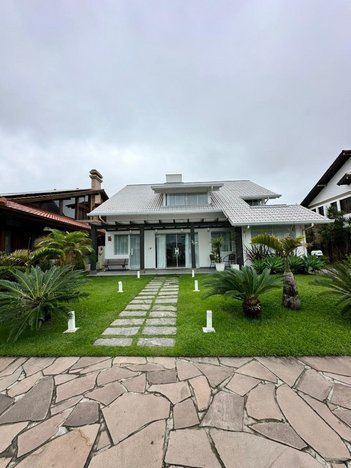 house em Rua dos Amborés, Jurerê Internacional - Florianópolis - SC