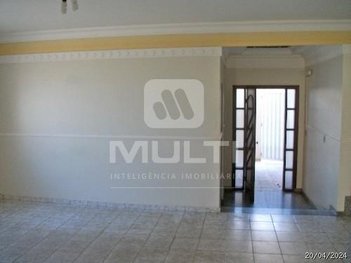 house em Rua Claudemiro José de Souza, Brasil - Uberlândia - MG