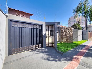 house em Rua Hungria, Igapó - Londrina - PR