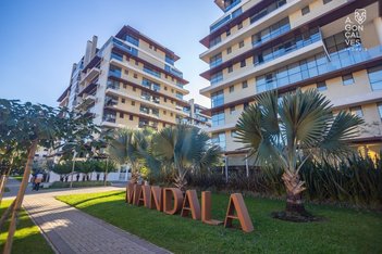 apartment em Rua Brasílio Itiberê, Água Verde - Curitiba - PR