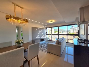 apartment em Rua Valparaíso, Jardim Botânico - Porto Alegre - RS