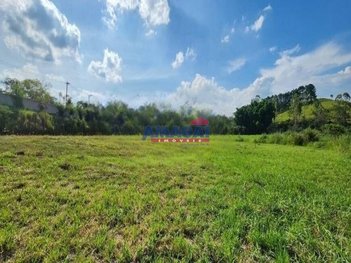commercial_building em Estrada Senoai, Jardim Santana - Jacareí - SP