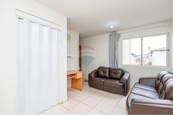 apartment em Rua Thereza Lopes Skroski, Santa Cândida - Curitiba - PR