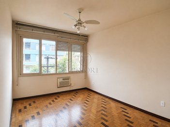 apartment em Avenida Cristóvão Colombo, Floresta - Porto Alegre - RS