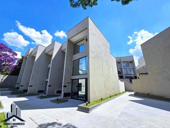 house em Avenida São Camilo, Chácara São João - Carapicuíba - SP