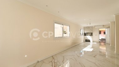 house em Azevedo Sodré, Passo da Areia - Porto Alegre - RS