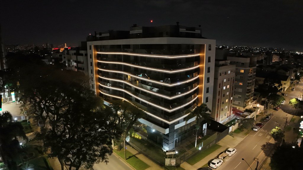 01_fachada_noturna.jpeg