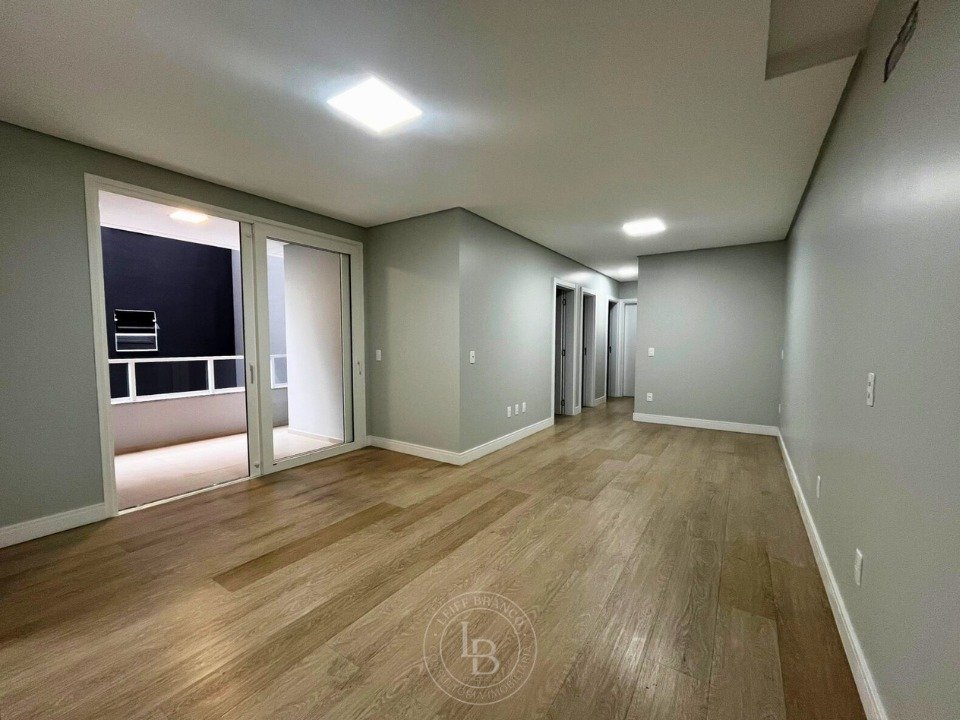 Apartamento-venda-Costa-e-Silva-sala-jantar-estar-conjugada