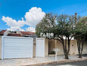 house em Rua Ayrton Bicudo, Residencial Regissol I - Mirassol - SP