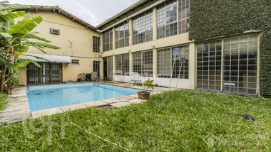 house em Rua Eudoro Berlink, Auxiliadora - Porto Alegre - RS