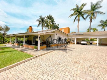 house em Alameda Carlos de Carvalho Vieira Braga, Chácaras Alpina - Valinhos - SP