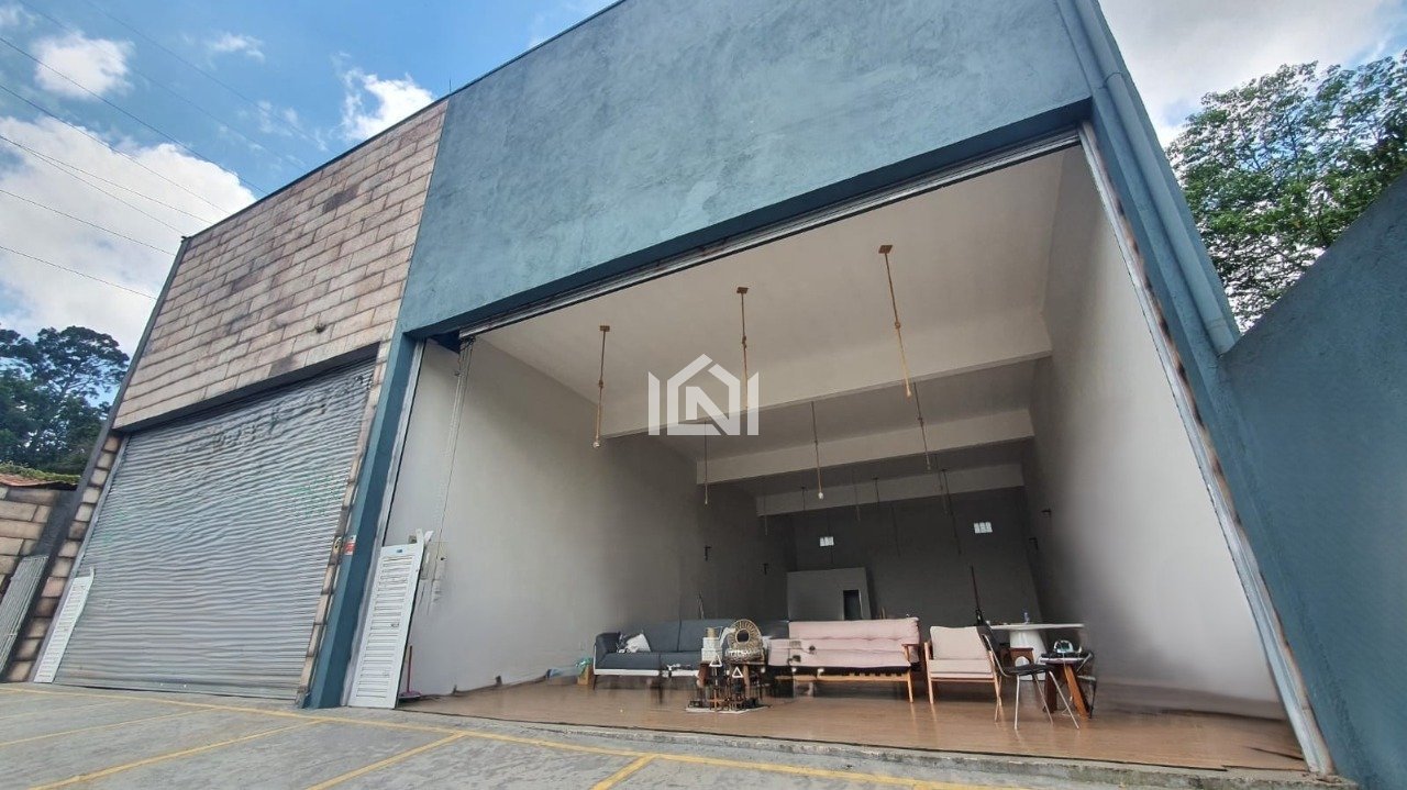 galpao salas comerciais para venda ou locacao na granja viana duas edificacoes 4 saloes