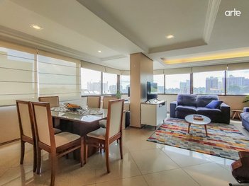 apartment em Rua São Vicente, Rio Branco - Porto Alegre - RS