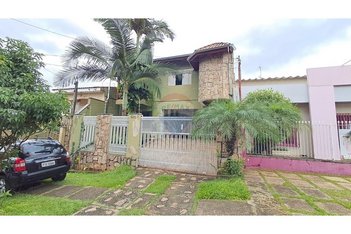 house em Avenida Doutor Armando Sales de Oliveira, Vila Trujillo - Sorocaba - SP