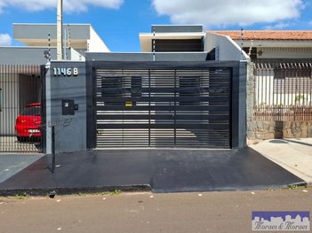 house em Rua Carlos Gomes, Jardim Panorama - Sarandi - PR