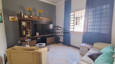 house em Rua Sete, Parque Residencial Anna Guilhermina Rois Alves - Guaratinguetá - SP