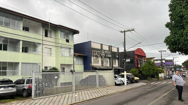 Cômodo Condomínio
