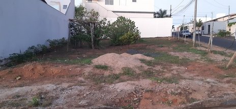 land_lot em Rua Caule, Granada - Uberlândia - MG