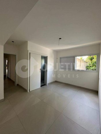 apartment em Rua Ipanema, Patrimônio - Uberlândia - MG