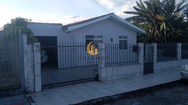house em Rua Gumercino Hélio da Silva, Forquilhinha - São José - SC