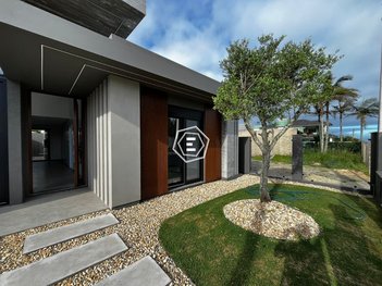 house em Avenida Coral, Rainha do Mar - Xangri-Lá - RS