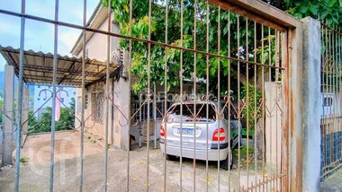 house em Rua Bom Princípio, Jardim Carvalho - Porto Alegre - RS