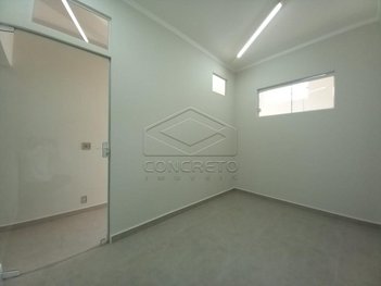 office em Rua Primeiro de Março, Santo Antônio - Jaú - SP