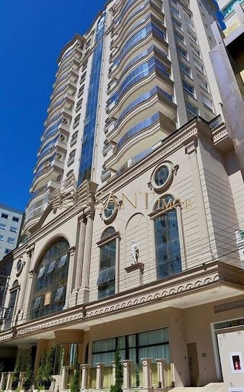 apartment em Rua 304, Meia Praia - Itapema - SC