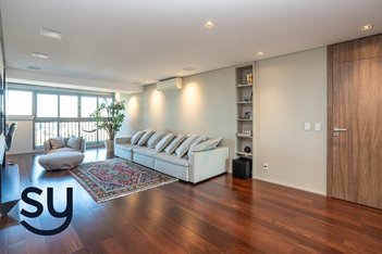 apartment em Avenida Luiz Manoel Gonzaga, Três Figueiras - Porto Alegre - RS