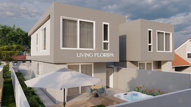 house em Rodovia Doutor Antônio Luiz Moura Gonzaga, Rio Tavares - Florianópolis - SC