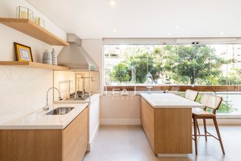 apartment em Rua Fábio Lopes dos Santos Luz, Vila Andrade - São Paulo - SP