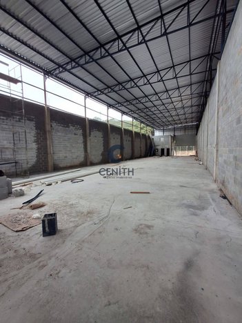 industrial em Rua São Vicente, Vila Santo Antônio - Cotia - SP